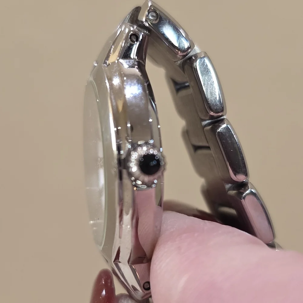 Classic Silver Bulova Women's Dress Collection Easy Read Wrist Watch C860903